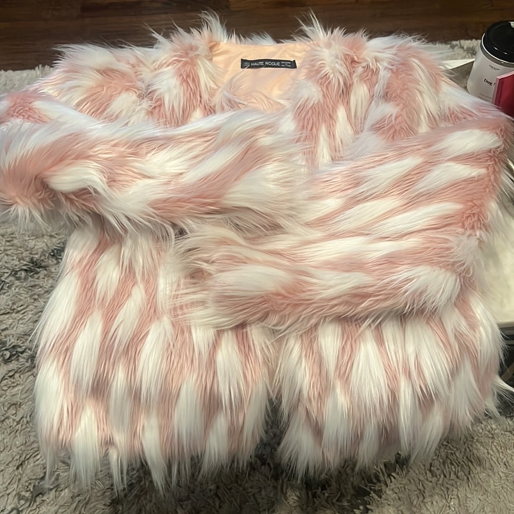 HAUTE ROUGE FAUX FUR JACKET - Picture 8 of 8